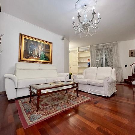 Casa Vacanze Maridy Νάπολη Εξωτερικό φωτογραφία