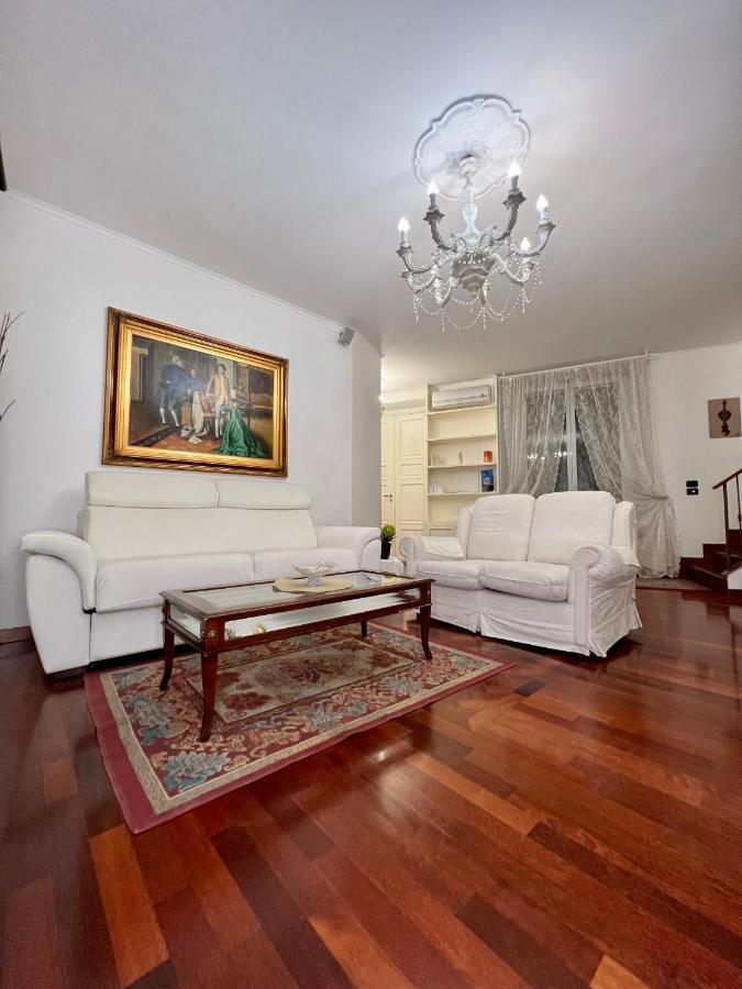 Casa Vacanze Maridy Νάπολη Εξωτερικό φωτογραφία